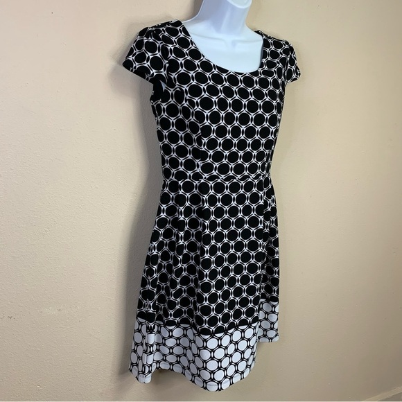 Size 6 En Focus Studio Black White Polka Dot Short Sleeve Event Party Dress - Picture 7 of 7